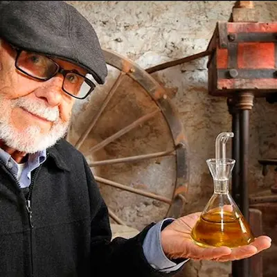 La aceitera vinagrera de Rafael Marquina