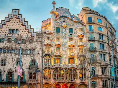 Casa Batlló (1904-1906, Barcelona)