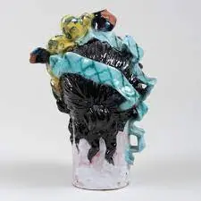 Cabeza de una mujer de terracota de Lotte Calm (Trasera)