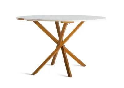 Mesa de los hermanos Rasch para la casa modelo nº 18 de Mies van der Rohe